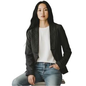 Free People Black Lace Collar Blazer Jacket New Condition Sz S Clasp Closure